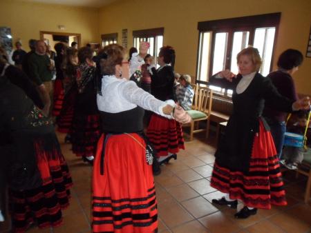 BAILE EN EL SALON. SAN ROQUE